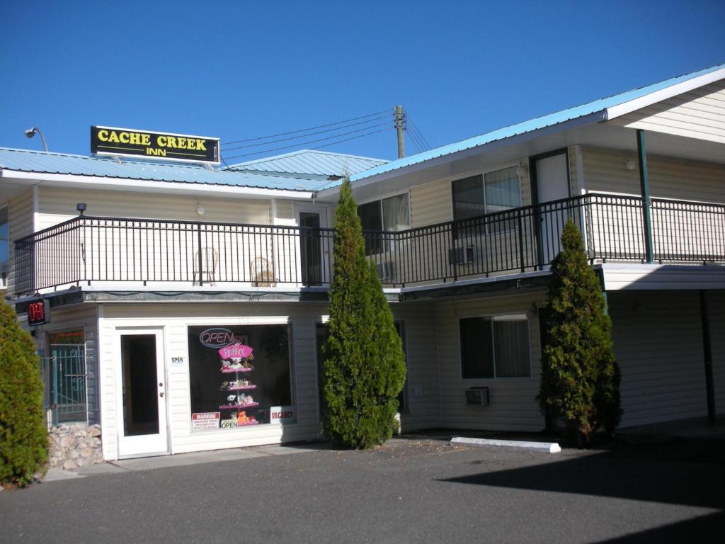 Cache Creek Inn Exterior photo